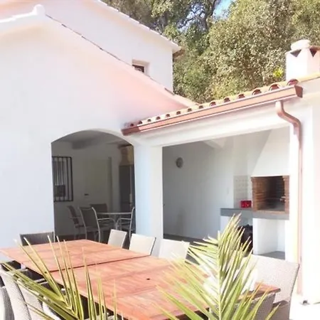 Sleeps 17 Pool Wifi Villa Lloret de Mar
