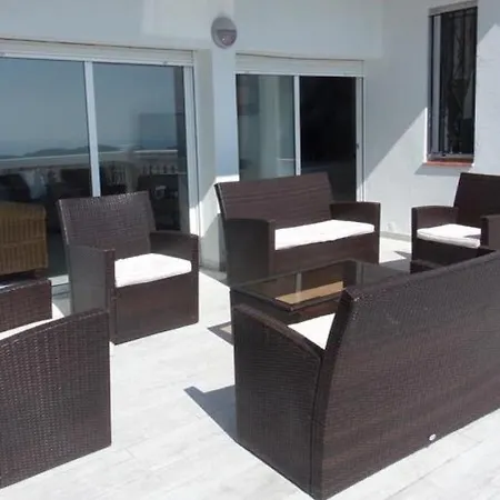 Sleeps 17 Pool Wifi *